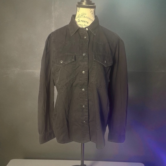 GAP Classic Black Shirt - Picture 9 of 9